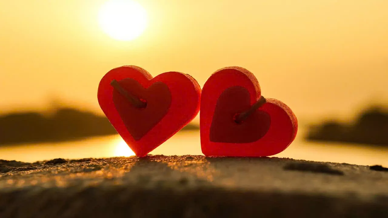 Truy cập vào trang web tạo mã QR hiệu ứng tình yêu.