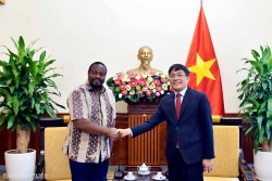 Việt Nam thúc đẩy hợp tác với UNESCO trong bảo tồn Di sản tư liệu