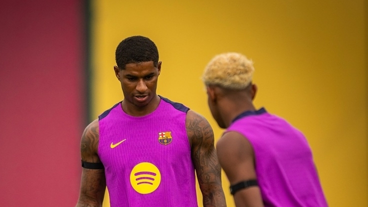 Rashford gây ấn tượng ngay buổi tập đầu tiên ở Barcelona