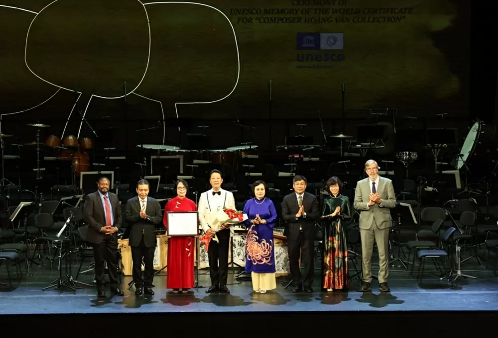 Không gian nghệ thuật tôn vinh âm nhạc của nhạc sĩ Hoàng Vân Không gian nghệ thuật tôn vinh âm nhạc của nhạc sĩ Hoàng Vân