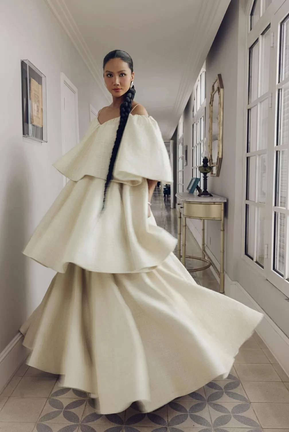 Hoa hậu H'Hen Niê, Xuân Hạnh truyền tải thông điệp thời trang bền vững kết hợp văn hóa dân tộc