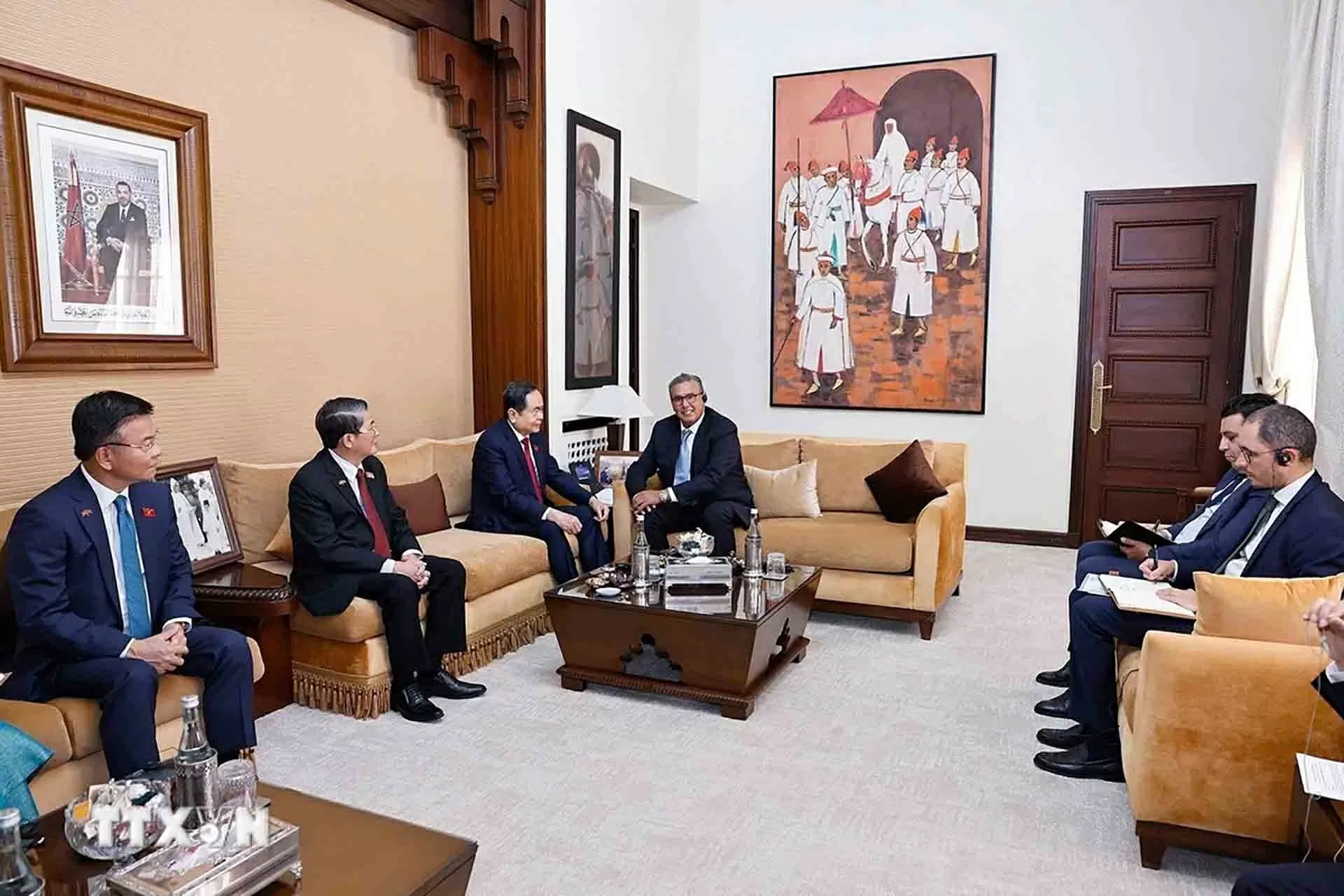 Chủ tịch Quốc hội Trần Thanh Mẫn hội kiến Thủ tướng Morocco Aziz Akhannouch