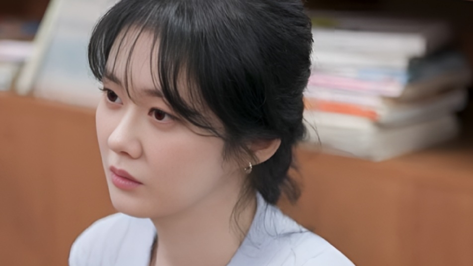 Nữ diễn viên nổi tiếng áp lực vì gương mặt trẻ thơ dù đã ở tuổi U50