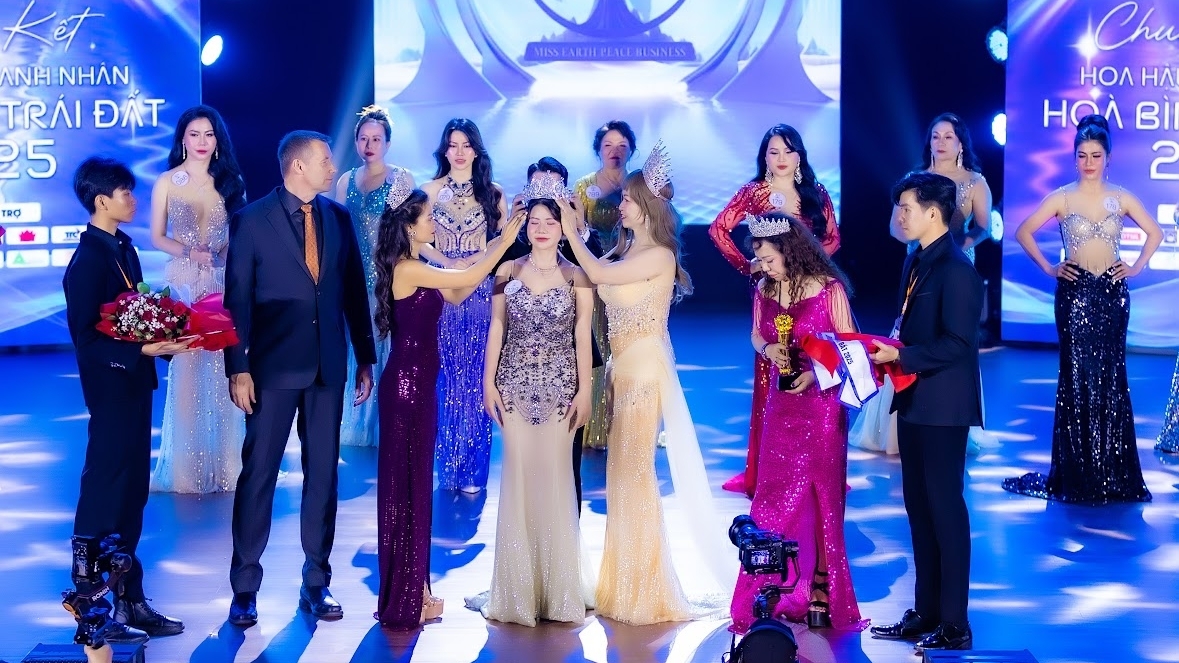 Hoa hậu Trí tuệ 2025 Nguyễn Thị Vân Anh chia sẻ hành trình chinh phục vương miện