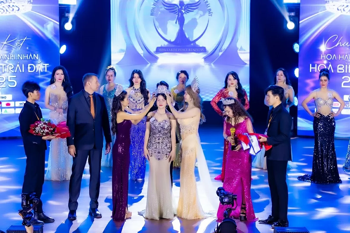 Hoa hậu Trí tuệ 2025 Nguyễn Thị Vân Anh chia sẻ hành trình chinh phục vương miện