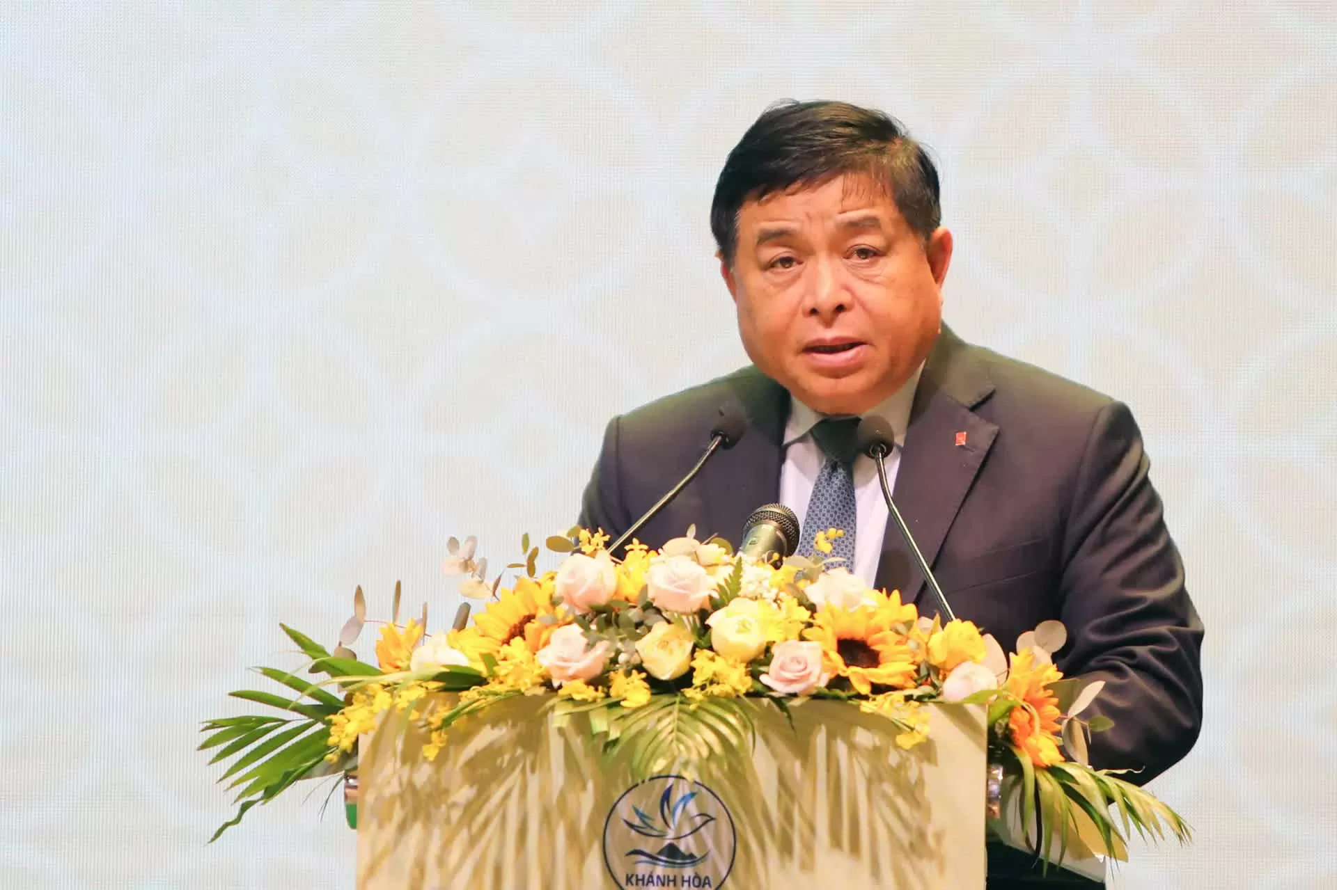 Khánh Hòa 'dọn ổ' đón các 'sếu đầu đàn' đến đầu tư phát triển