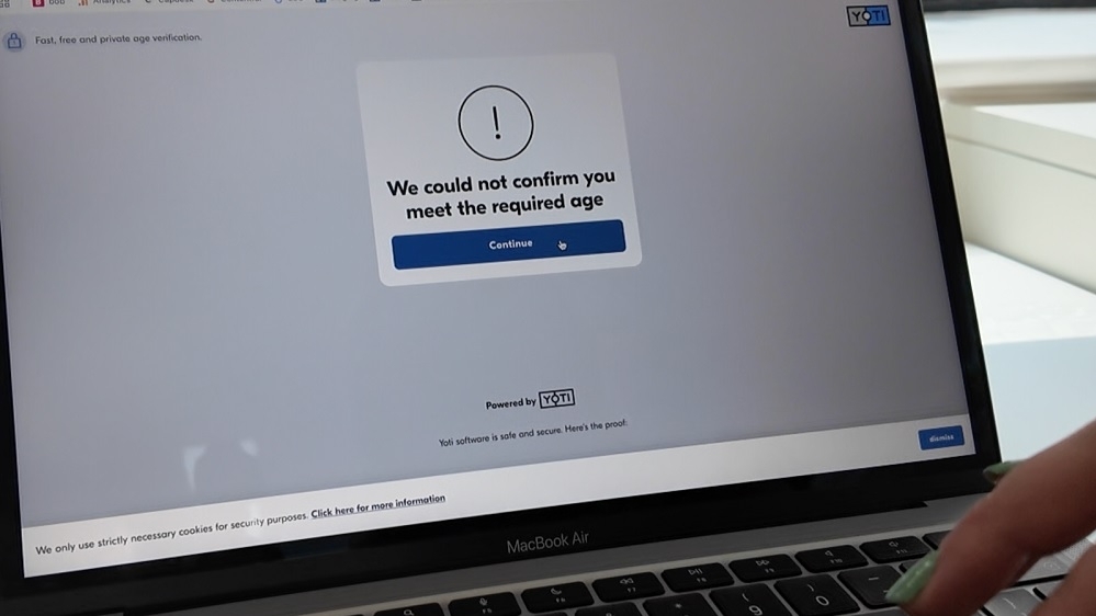 Anh mở ra chương mới trong nỗ lực bảo vệ trẻ em trên môi trường mạng​​​​​​​