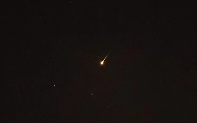 Houthi tấn công tên lửa siêu thanh và UAV vào Israel