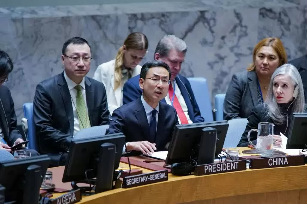 Xung đột Ukraine: Mỹ-Trung đấu khẩu, Kiev gia hạn tình trạng thiết quân luật Xung đột Ukraine: Mỹ-Trung đấu khẩu, Kiev gia hạn tình trạng thiết quân luật