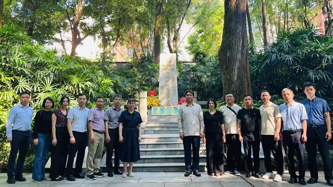 Kỷ niệm 78 năm Ngày Thương binh - Liệt sĩ tại Quảng Châu, Trung Quốc