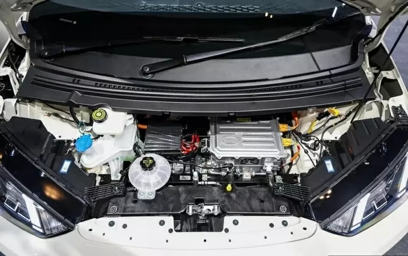 BYD Atto 1 có khả năng tăng tốc từ 0-50 km/h trong 4,9 giây và đạt vận tốc tối đa 130 km/h