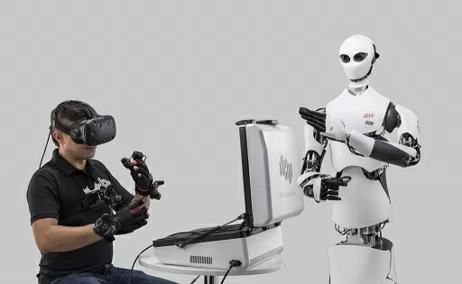 Triển khai robot AI đa năng trong cửa hàng tiện lợi ở Nhật Bản