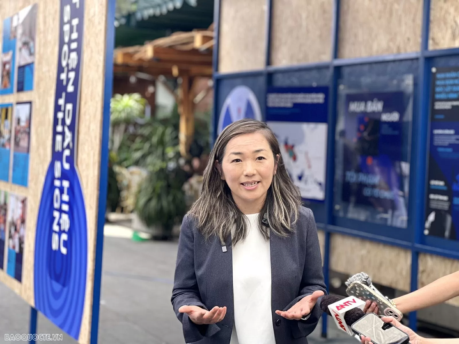 Tăng cường hợp tác liên ngành trong cuộc chiến chống mua bán người, đặc biệt là trên không gian mạng tại Việt Nam Tăng cường hợp tác liên ngành trong cuộc chiến chống mua bán người, đặc biệt là trên không gian mạng tại Việt Nam