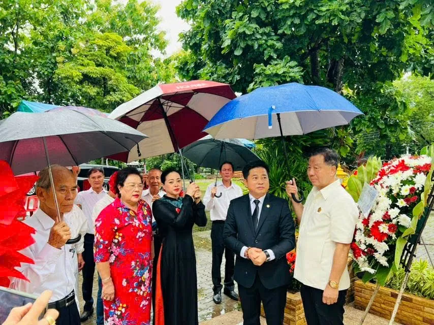 Tổng lãnh sự quán Việt Nam tại Khon Kaen, Thái Lan và cộng đồng tổ chức kỷ niệm Ngày Thương binh - Liệt sĩ Tổng lãnh sự quán Việt Nam tại Khon Kaen, Thái Lan và cộng đồng tổ chức kỷ niệm Ngày Thương binh - Liệt sĩ