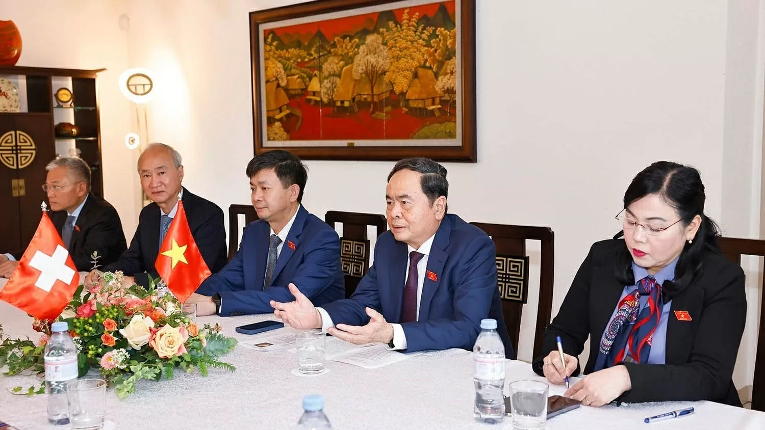 Thúc đẩy tình hữu nghị, sự hiểu biết và hợp tác giữa nhân dân hai nước Việt Nam-Thụy Sỹ