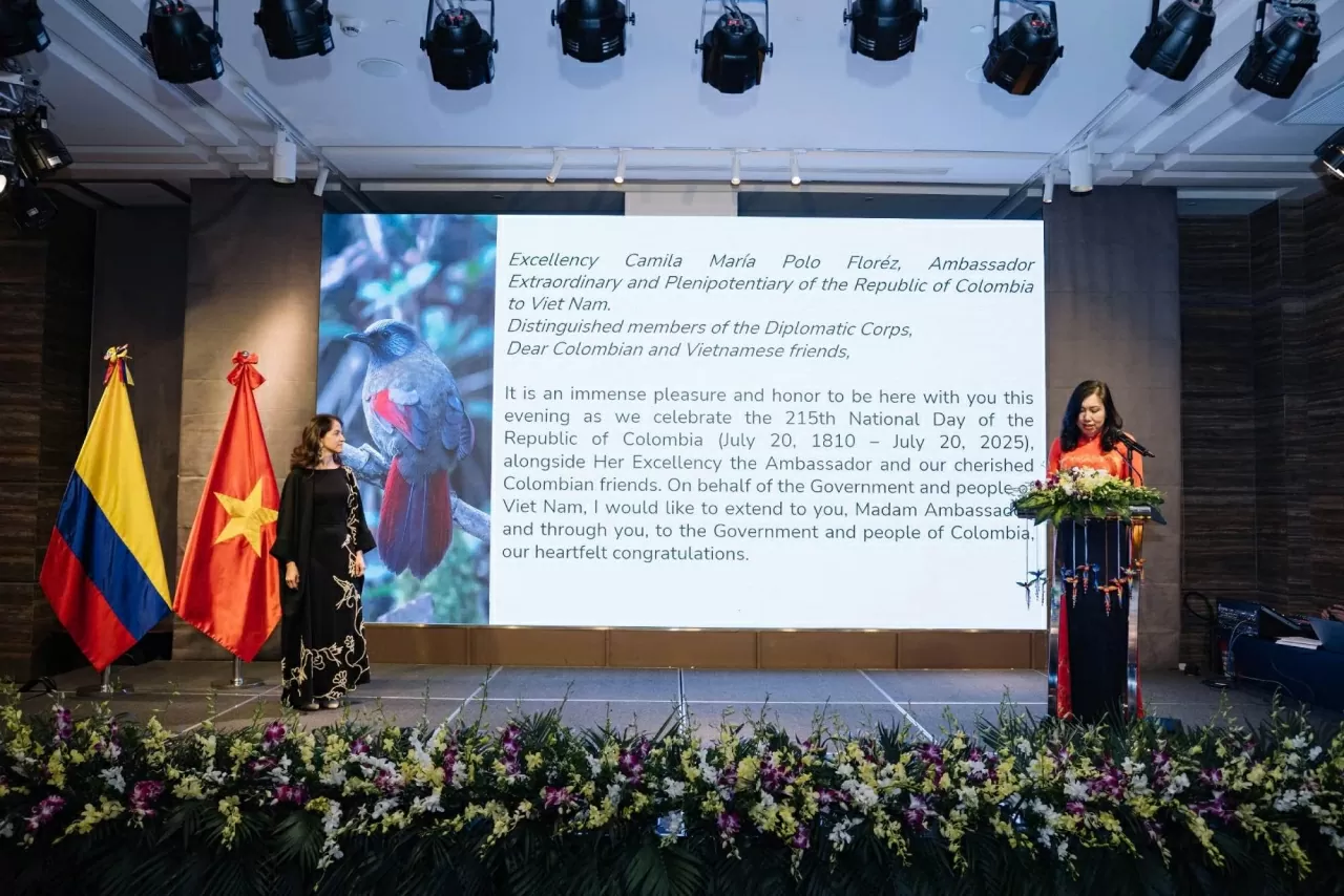 Đại sứ quán Colombia tại Việt Nam kỷ niệm 215 năm Ngày Độc lập Đại sứ quán Colombia tại Việt Nam kỷ niệm 215 năm Ngày Độc lập