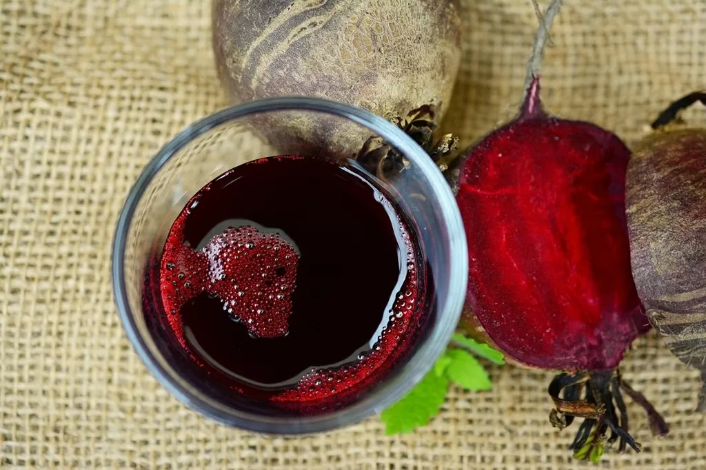 Uống nước củ dền, hạt chia buổi sáng mang lại những hiệu quả không ngờ đối với sức khoẻ và nhan sắc