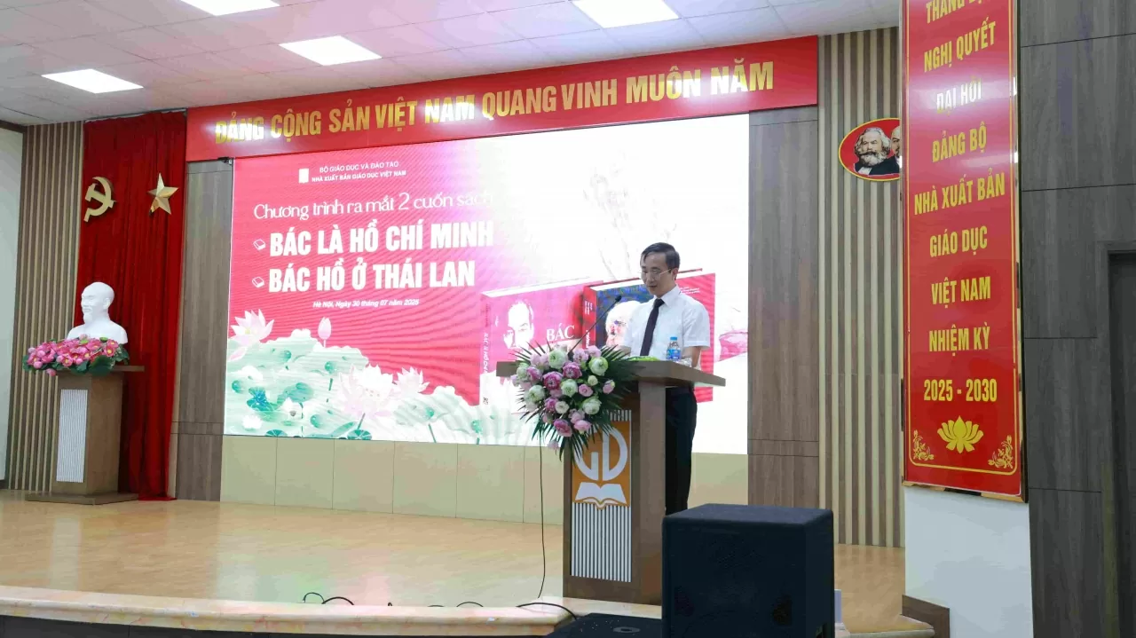 Ra mắt hai cuốn sách đặc biệt về Bác Hồ