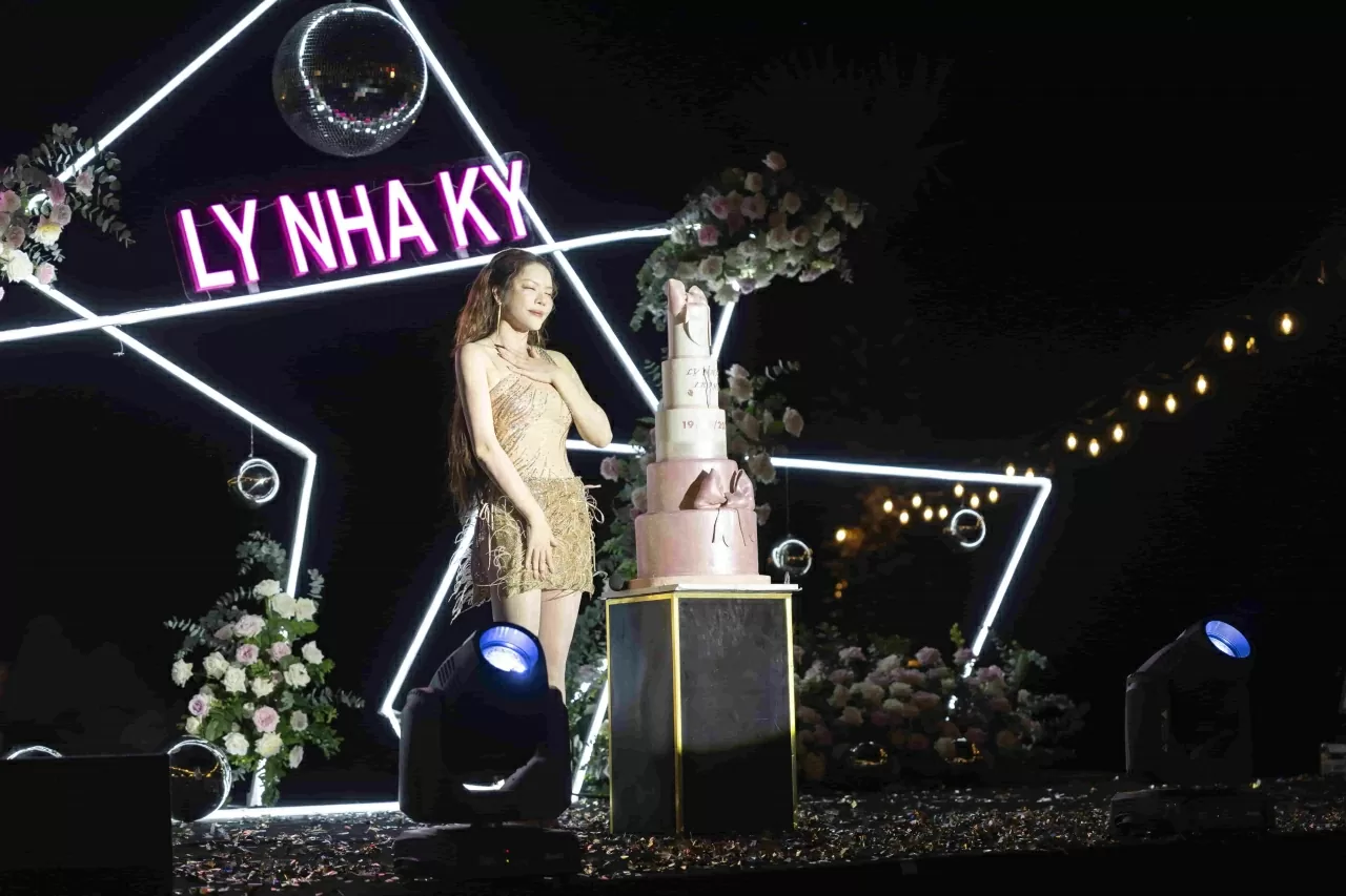 Lý Nhã Kỳ Lý Nhã Kỳ