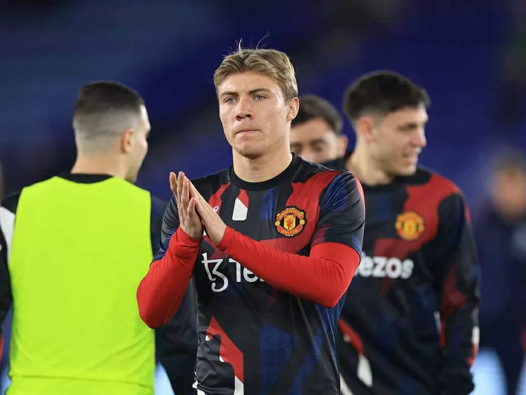 Man Utd đàm phán mua Sesko, cân nhắc đổi Hojlund Man Utd đàm phán mua Sesko, cân nhắc đổi Hojlund