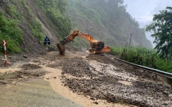 Mưa lớn ở Điện Biên, gây sạt lở nhiều tuyến đường