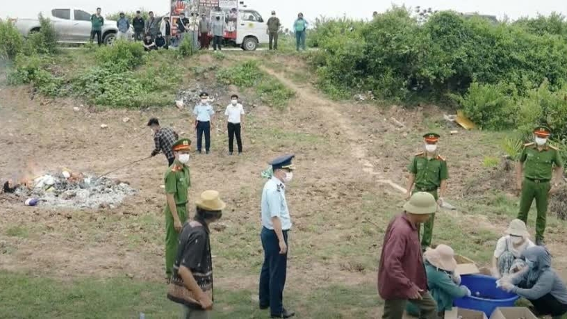 Có anh, nơi ấy bình yên tập 3: Chủ tịch xã Tiên Phong 'ngồi trên đống lửa', Bằng sẽ hiến kế gì?