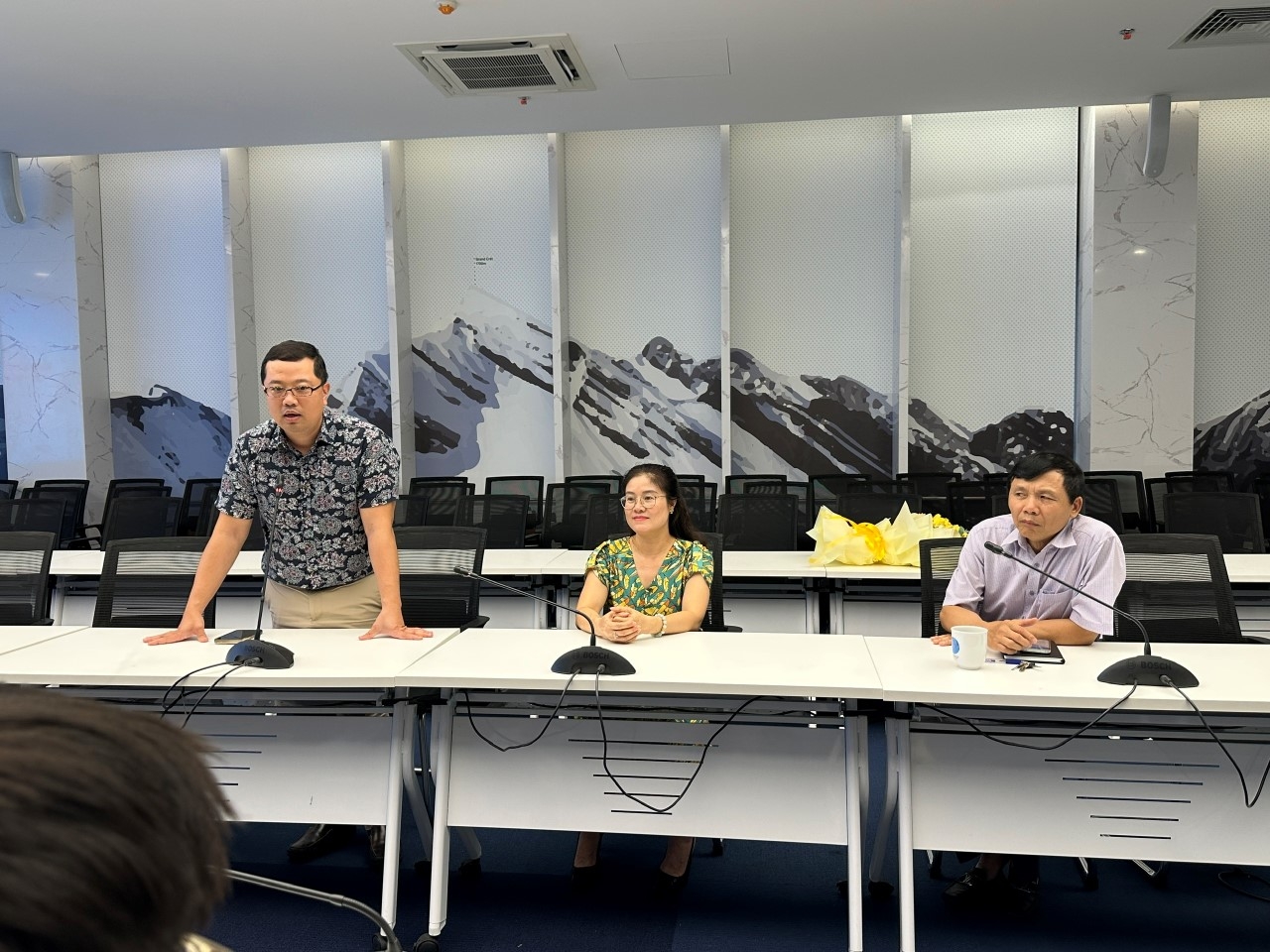 Bế giảng Khóa bồi dưỡng nâng cao kỹ năng đối ngoại cho cán bộ quy hoạch của Bộ Ngoại giao Bế giảng Khóa bồi dưỡng nâng cao kỹ năng đối ngoại cho cán bộ quy hoạch của Bộ Ngoại giao