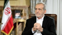 Iran quyết không đầu hàng Israel và Mỹ, tuyên bố ngừng tấn công các nước láng giềng nhưng khẳng định vẫn có ngoại lệ