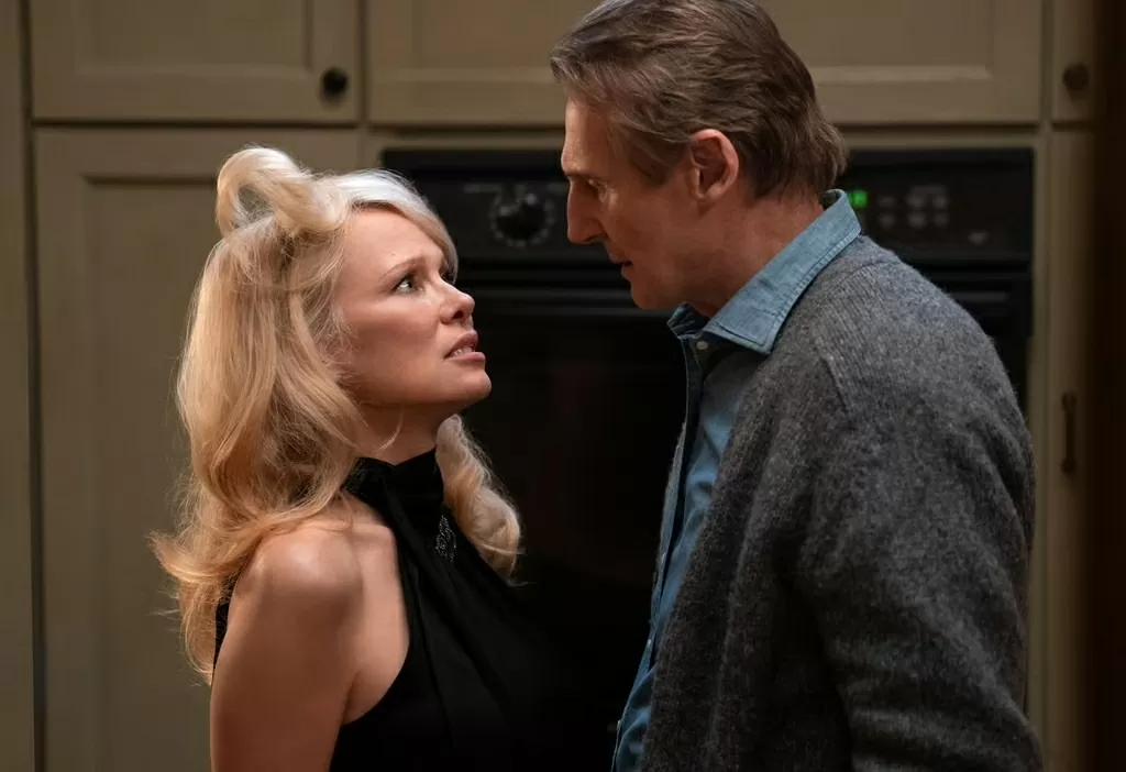 Liam Neeson và bạn gái Pamela Anderson cùng góp mặt trong phim The Naked Gun (2025) Liam Neeson và bạn gái Pamela Anderson cùng góp mặt trong phim The Naked Gun (2025)