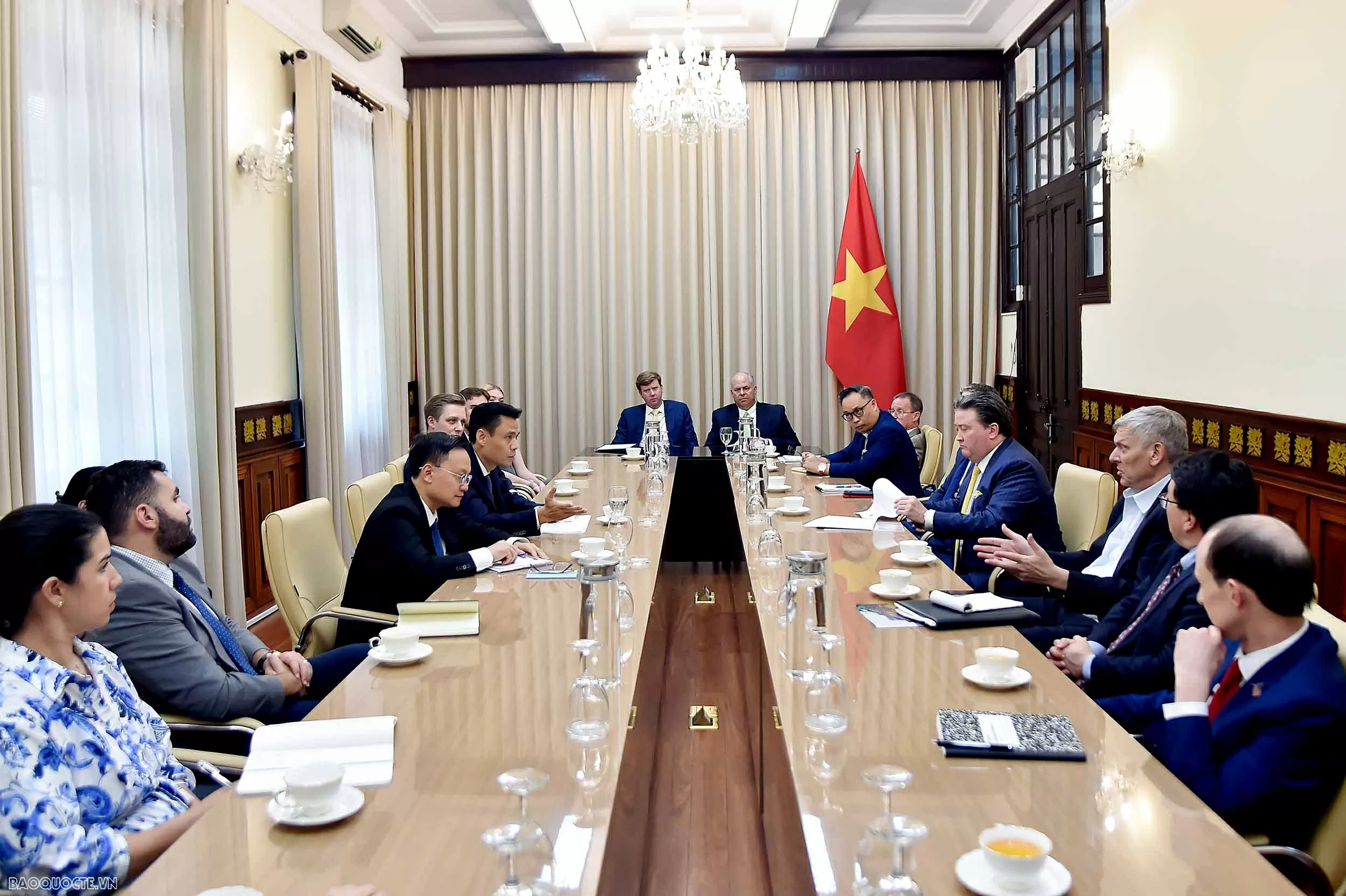 Thứ trưởng Ngoại giao Đặng Hoàng Giang tiếp Đoàn các Trợ lý Nghị sĩ Hoa Kỳ Tăng cường hợp tác nghị viện Việt Nam - Hoa Kỳ