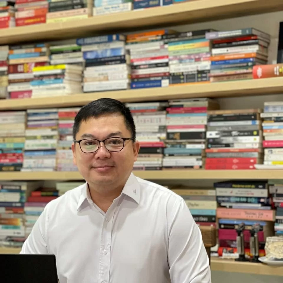 Ông Hoàng Nam Tiến và câu chuyện chọn nghề, chọn trường