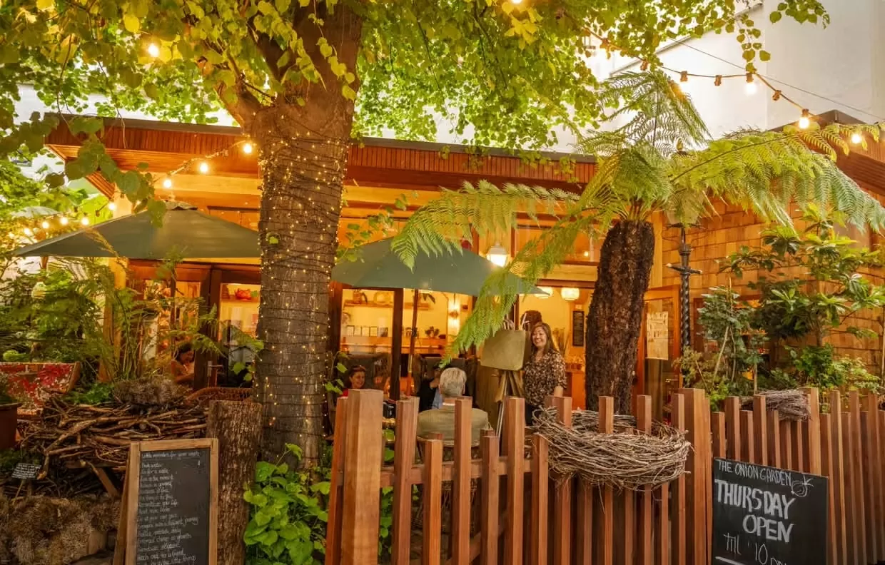 Du lịch châu Âu: 10 khu vườn bí mật tuyệt đẹp giữa lòng các thành phố lớn