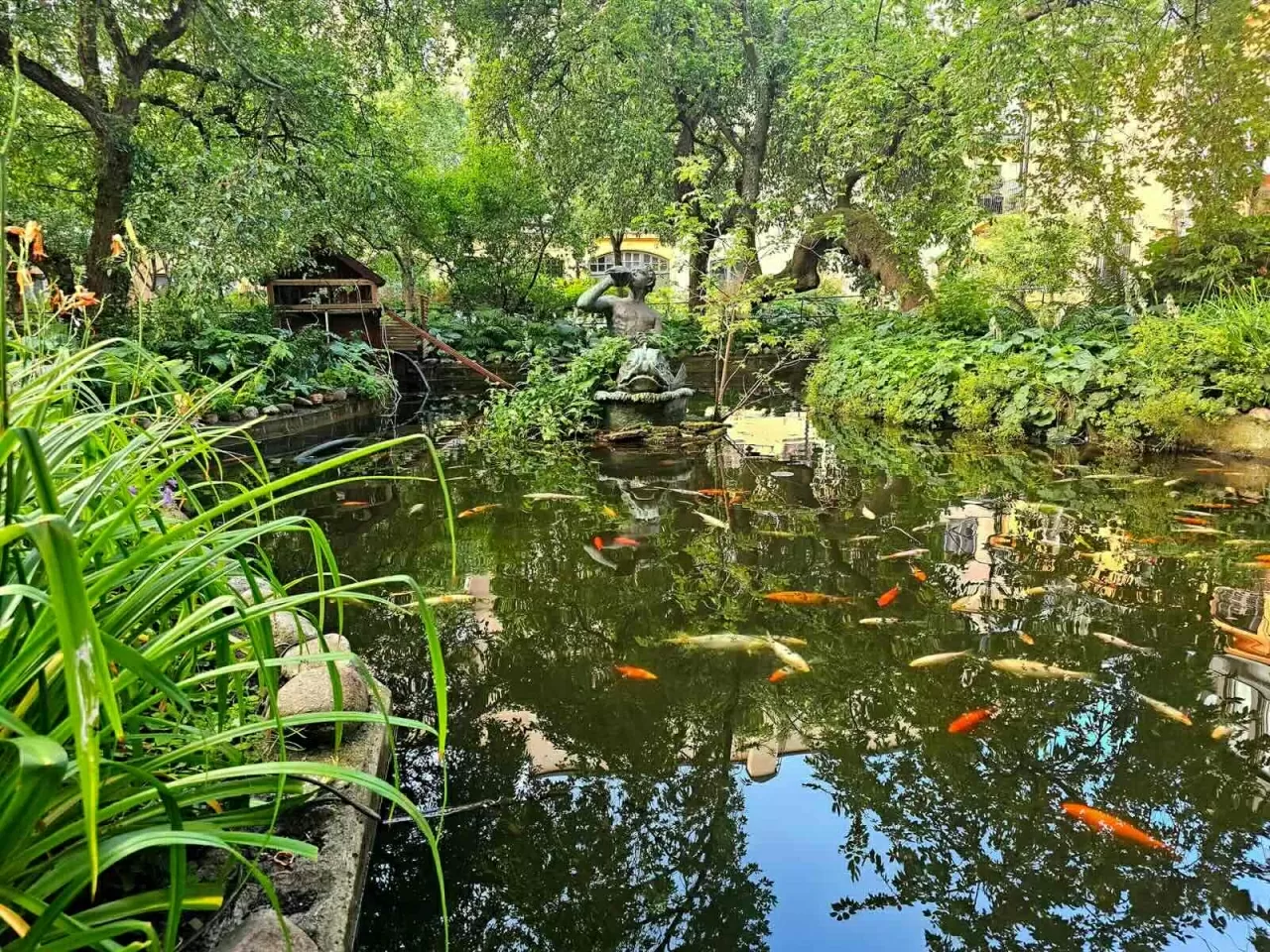 Du lịch châu Âu: 10 khu vườn bí mật tuyệt đẹp giữa lòng các thành phố lớn