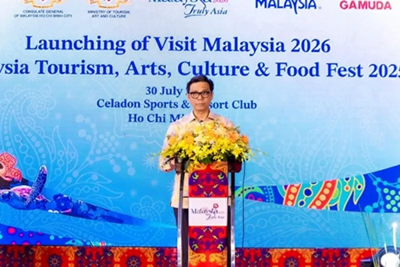 Tổng Lãnh sự Malaysia tại TP. HCM Firdauz Othman phát biểu tại Lễ khai mạc khu vực TP. HCM  (Ảnh: Bảo Lan)
