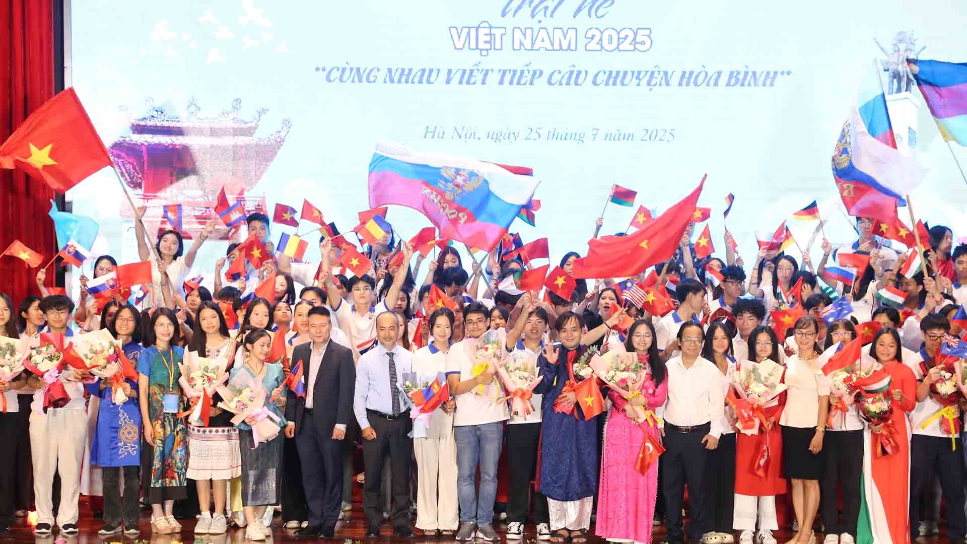 Kỳ vọng từ Luật Quốc tịch sửa đổi: Tín hiệu đón chào hồi hương