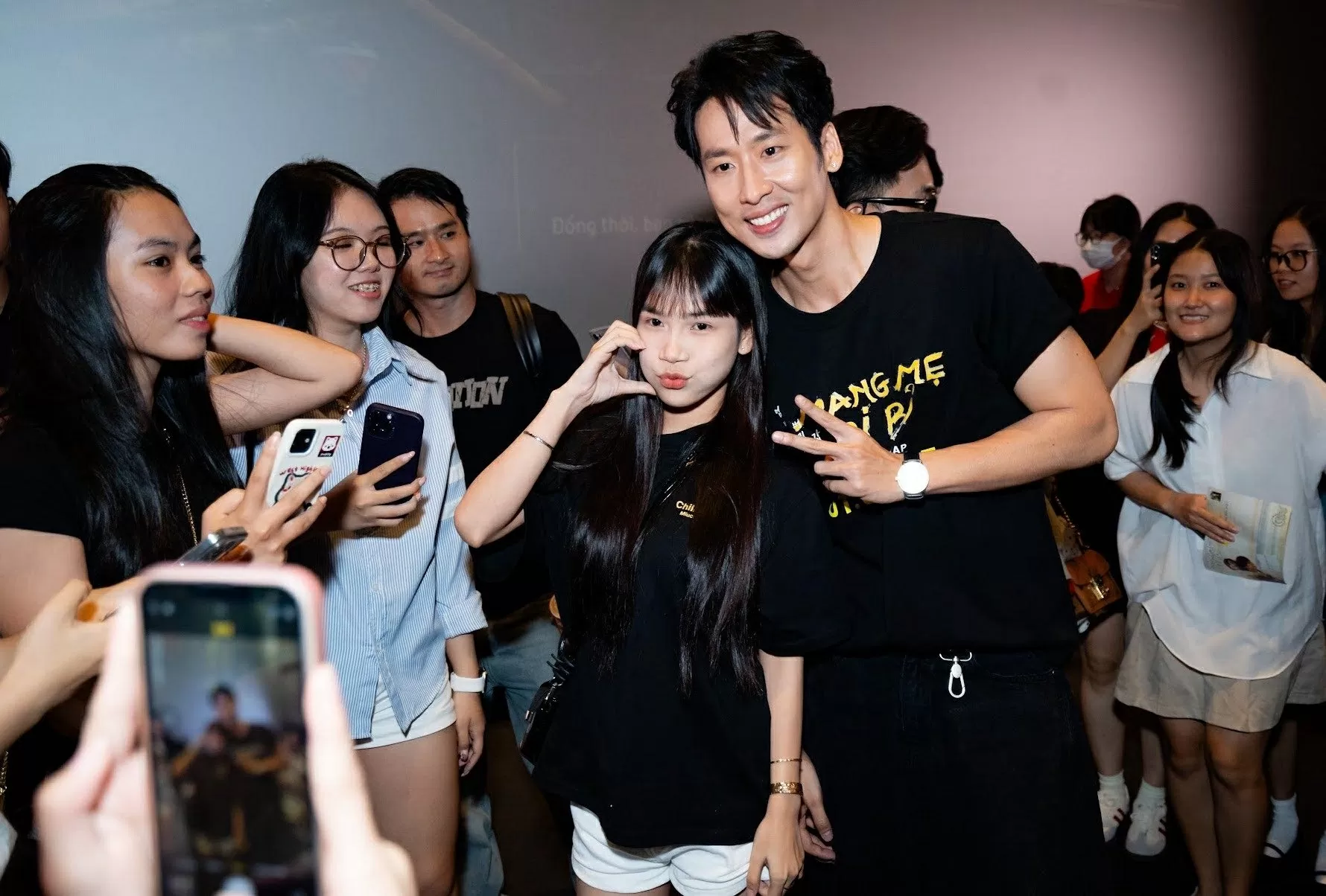 Tuấn Trần tiếp tục chinh phục khán giả với vai Hoan giàu cảm xúc. 