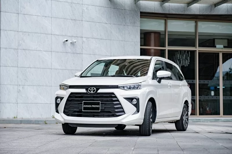 Cập nhật bảng giá xe hãng Toyota mới nhất tháng 8/2025