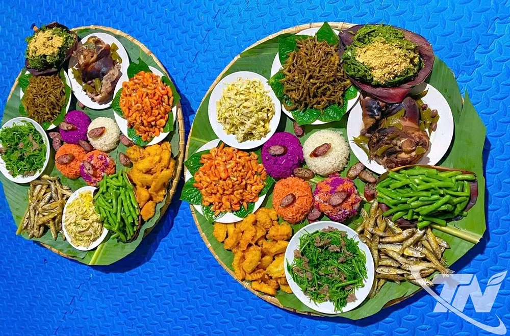 Tới pác Ngòi, du khách sẽ được thưởng thức những món ăn đặc sản của địa phương.