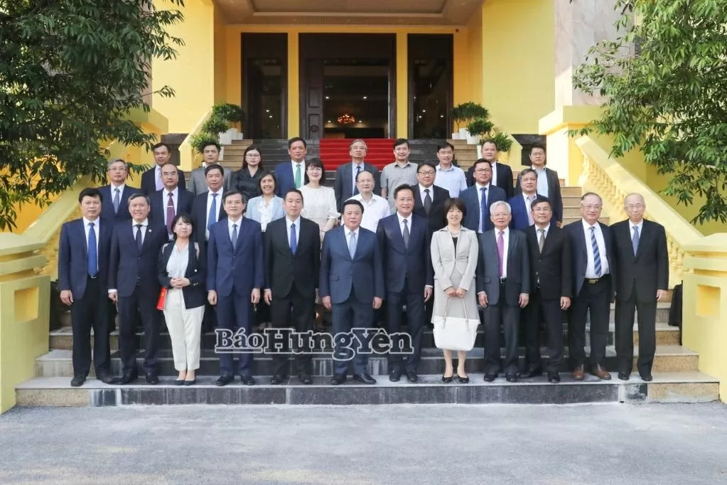 Trao đổi lý luận Việt Nam-Nhật Bản