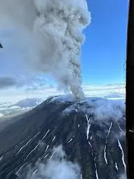 Dư chấn sau động đất mạnh nhất ở Viễn Đông Nga trong vòng 73 năm: Gần 70 trận động đất trong 24 giờ qua, núi lửa phun trào sau 600 năm Dư chấn sau động đất mạnh nhất ở Viễn Đông Nga trong vòng 73 năm: Gần 70 trận động đất trong 24 giờ qua, núi lửa phun trào sau 600 năm