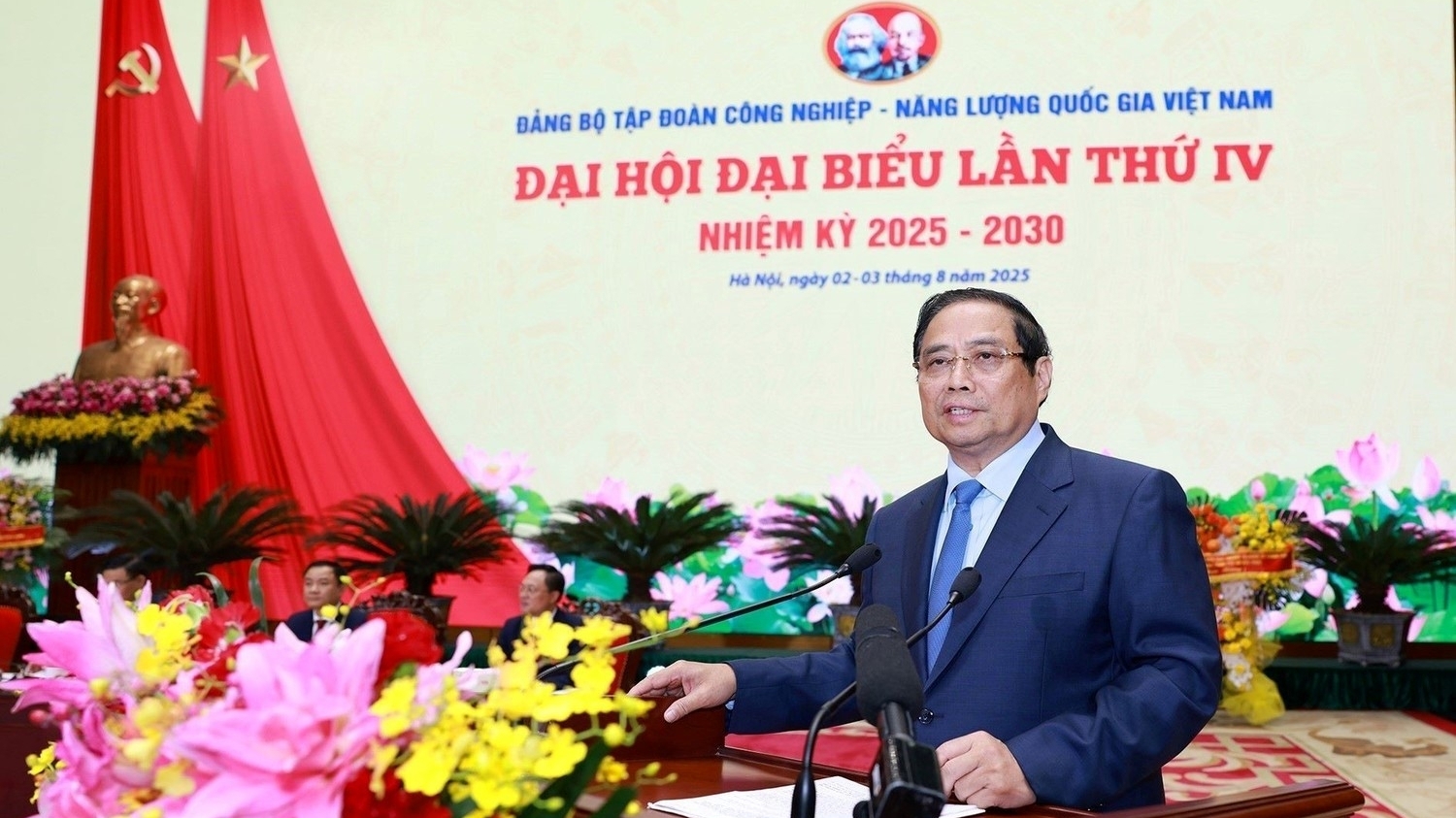 Thủ tướng Chính phủ: PetroVietnam phải vươn tầm, lọt Top 5 doanh nghiệp khu vực