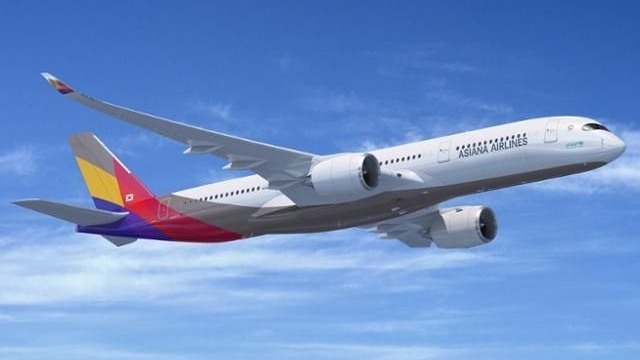 Bán vé vượt trần, một hãng hàng không của Hàn Quốc bị phạt 'khủng'