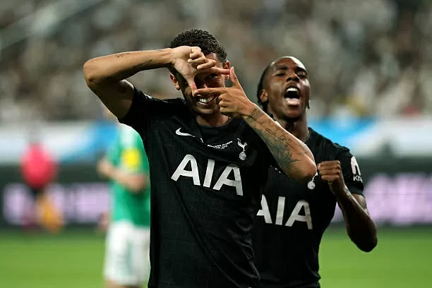 CHÙM ẢNH: Son Heung Min rớt nước mắt chia tay Tottenham CHÙM ẢNH: Son Heung Min rớt nước mắt chia tay Tottenham