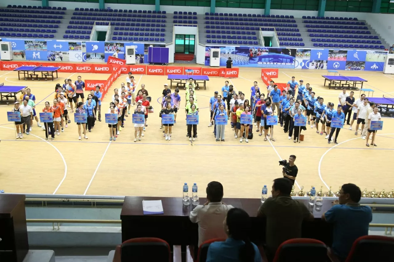 Toàn cảnh khai mạc chương trình Giao lưu thể thao Khối thi đua số 1. (Ảnh: Thành Long)