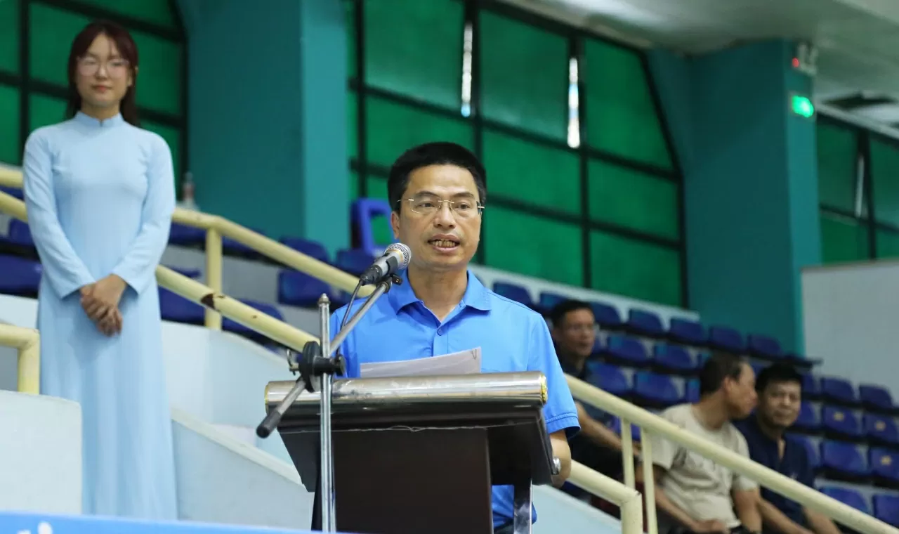 Ông Phạm Quang Hưởng, Phó Chủ tịch thường trực Công đoàn Khoa học và Công nghệ Việt Nam phát biểu khai mạc. (Ảnh: Thành Long) Ông Phạm Quang Hưởng, Phó Chủ tịch thường trực Công đoàn Khoa học và Công nghệ Việt Nam phát biểu khai mạc. (Ảnh: Thành Long)