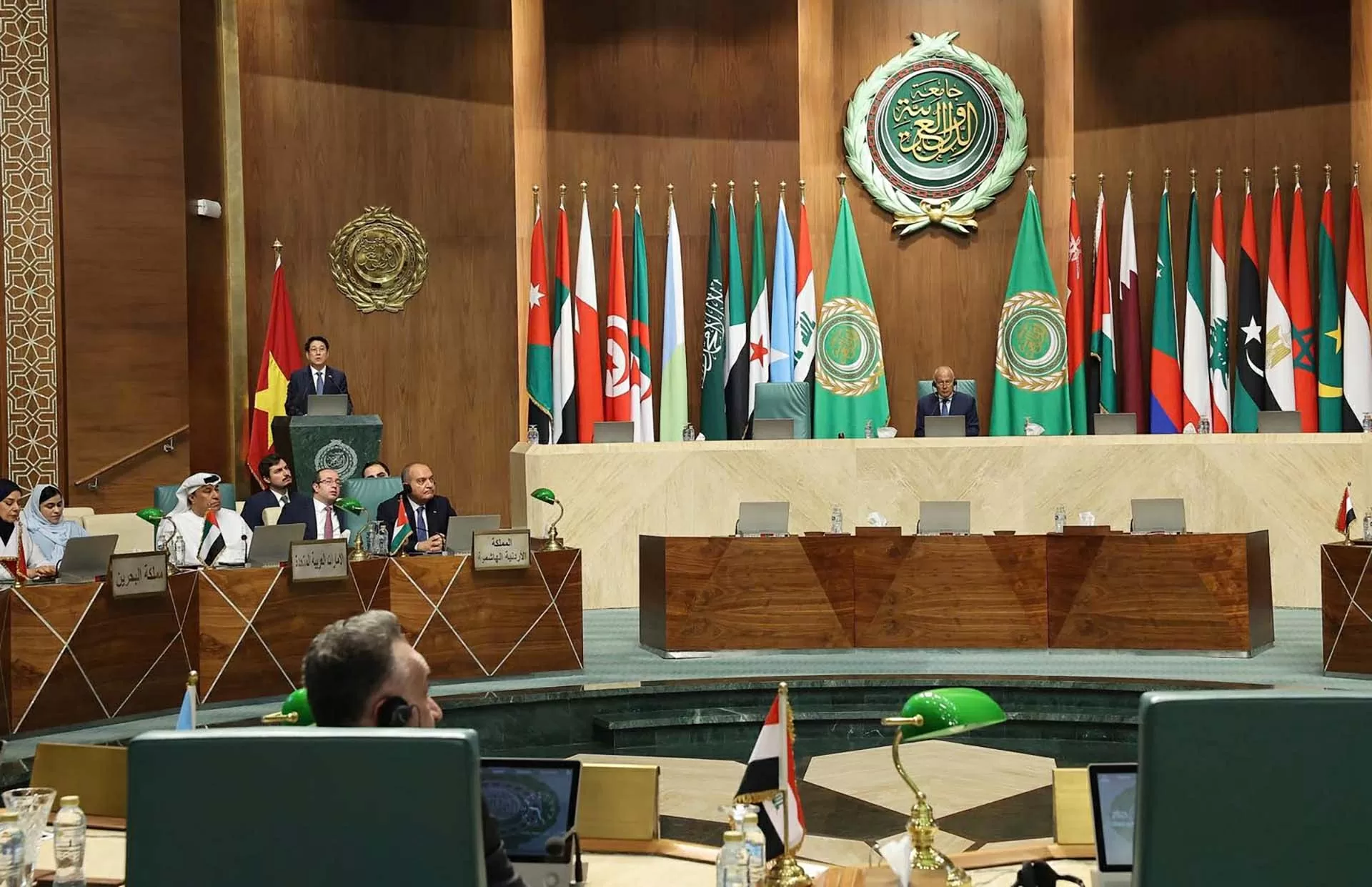 Chủ tịch nước Lương Cường phát biểu chính sách tại rụ sở Liên đoàn Arab ở thủ đô Cairo, Ai Cập. ((Ảnh: Khánh Lâm) Chủ tịch nước Lương Cường phát biểu chính sách tại rụ sở Liên đoàn Arab ở thủ đô Cairo, Ai Cập. ((Ảnh: Khánh Lâm)