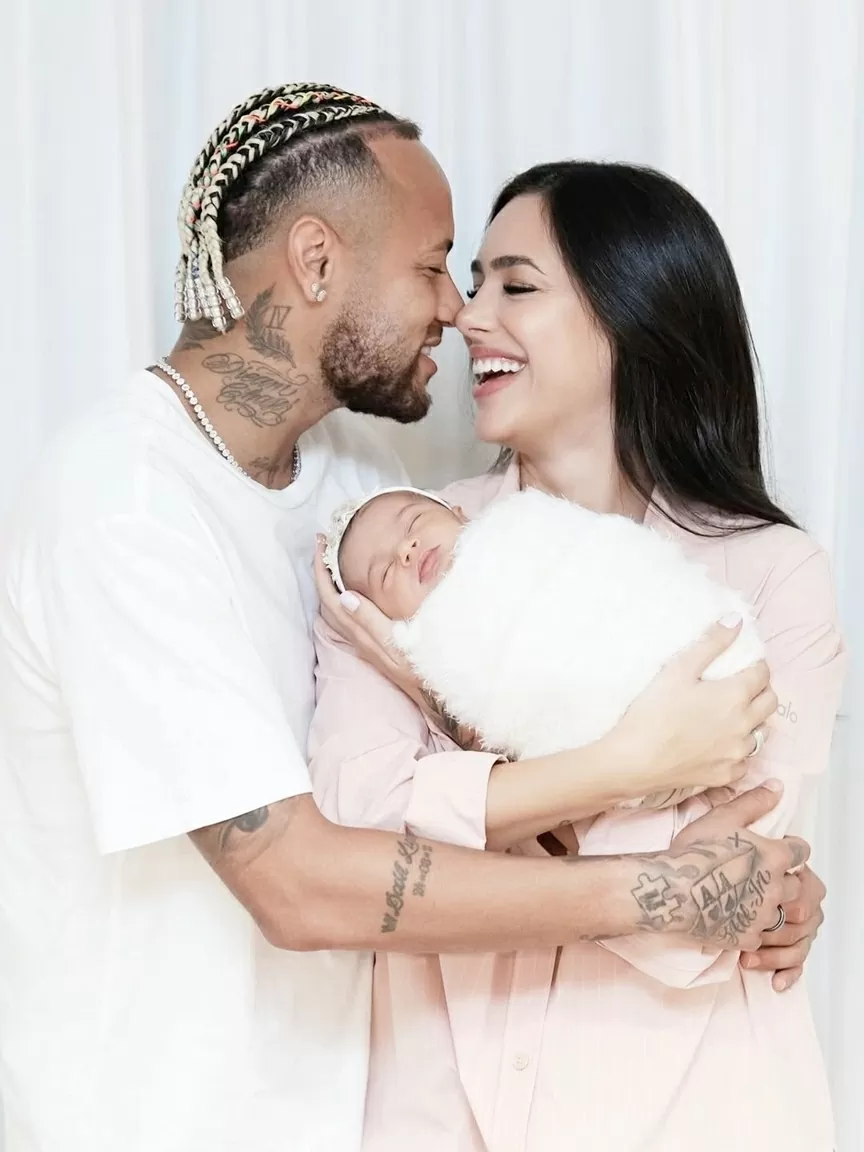 Neymar và những khoảnh khắc đáng yêu cùng gia đình nhỏ Neymar và những khoảnh khắc đáng yêu cùng gia đình nhỏ