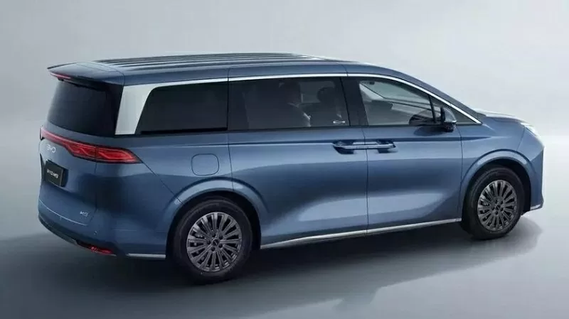 Giá xe BYD M9 2025 dự kiến khởi điểm từ 1,5-1,7 tỷ đồng.