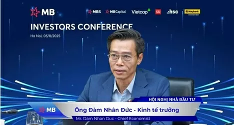 Ông Đàm Nhân Đức – Kinh tế trưởng MB nhấn mạnh, MB sẽ tiếp tục đẩy mạnh khách hàng mới và khai thác hiệu quả khách hàng hiện tại. Ông Đàm Nhân Đức – Kinh tế trưởng MB nhấn mạnh, MB sẽ tiếp tục đẩy mạnh khách hàng mới và khai thác hiệu quả khách hàng hiện tại.