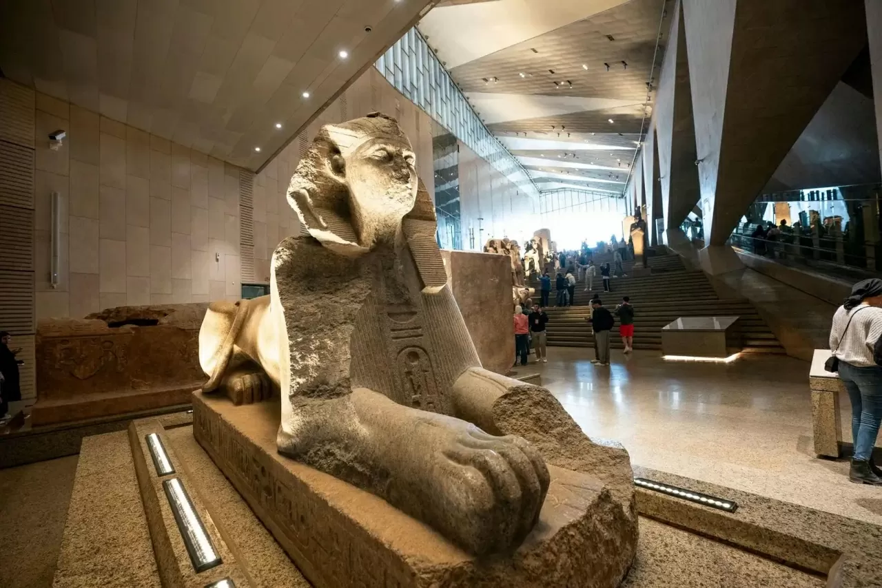 Choáng ngợp với không gian bên trong Đại bảo tàng Ai Cập